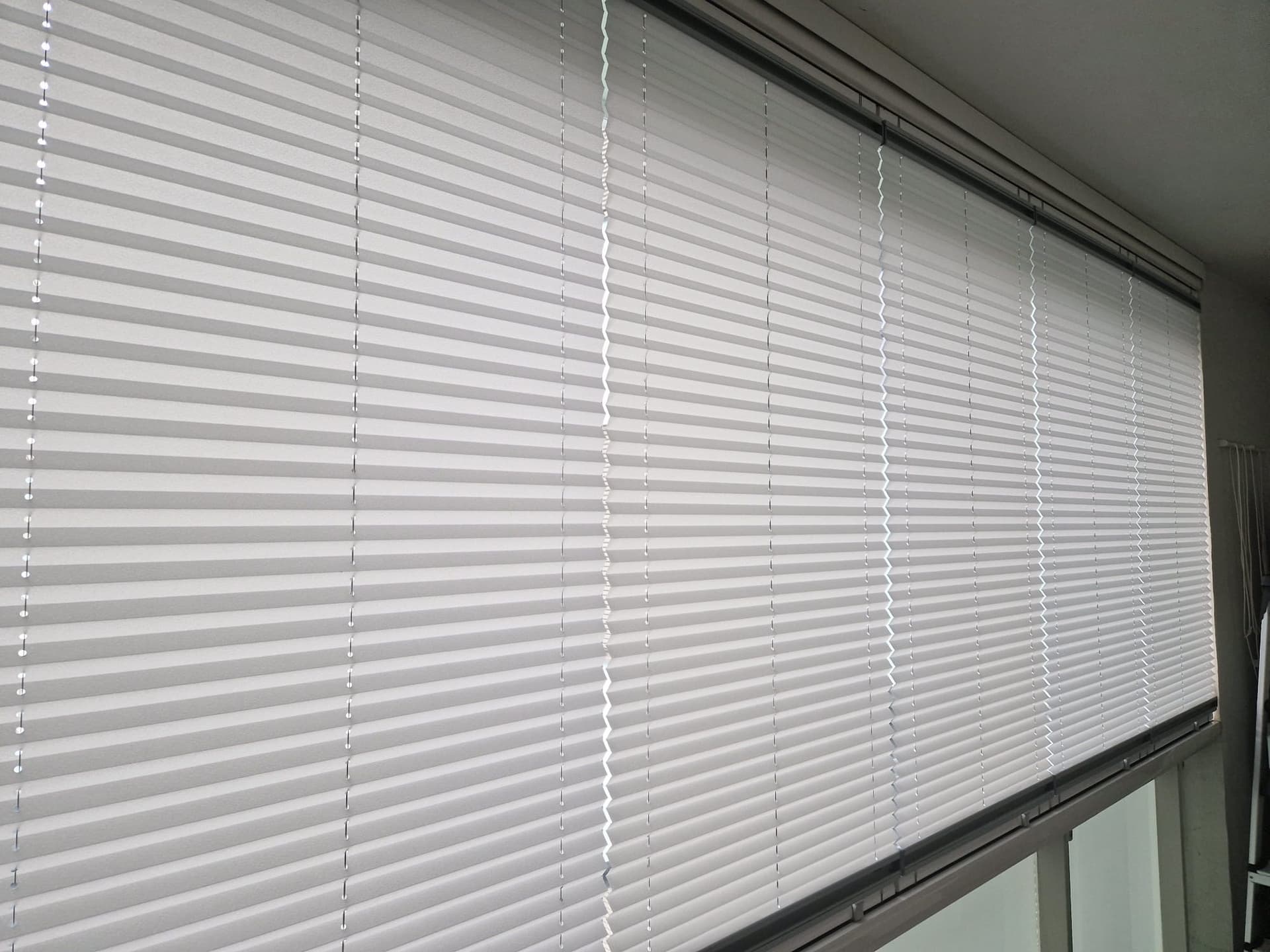 Aluminum Blinds image 2