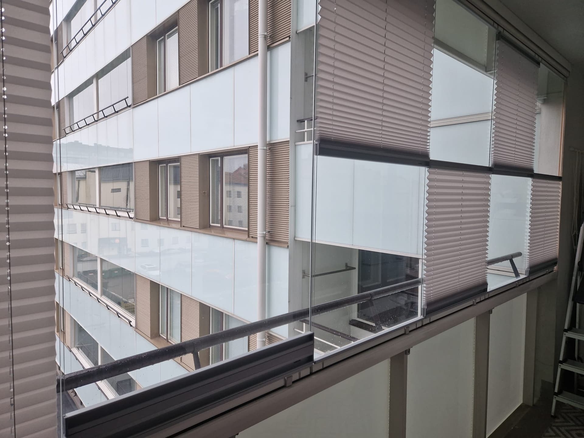 Aluminum Blinds image 3